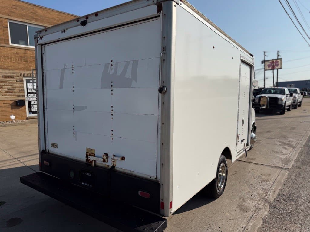 2020 Chevrolet Express Work Van - Image 5