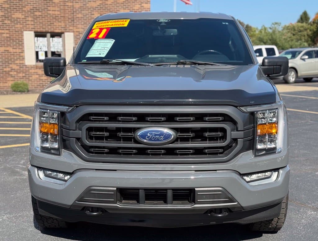Photo 2 of 2021 Ford F-150 XLT