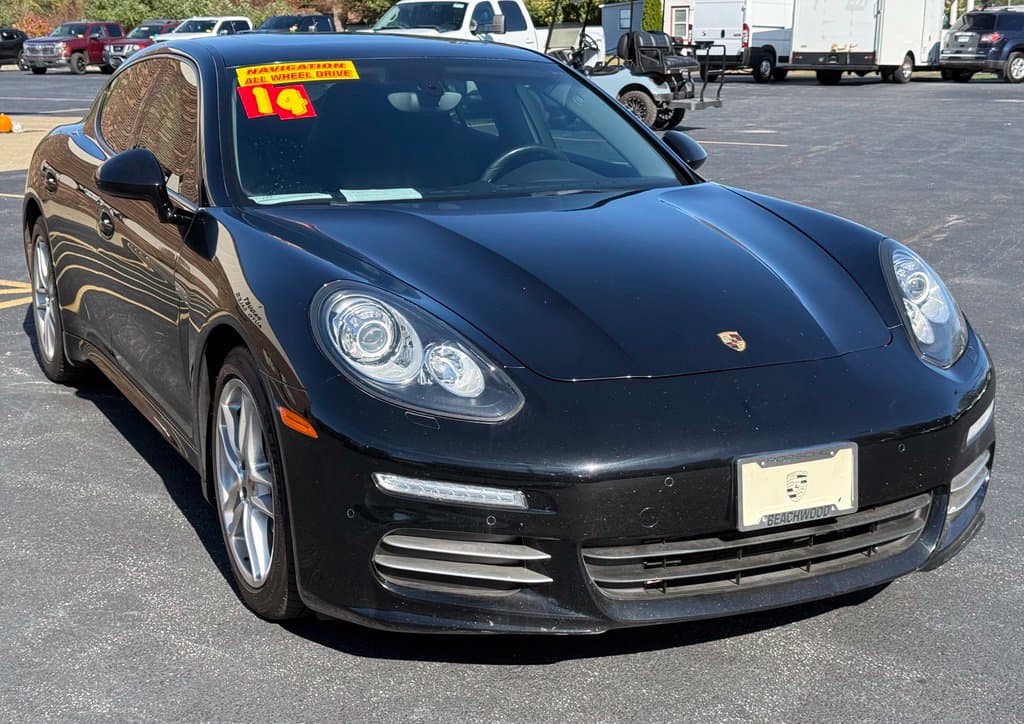 Photo 3 of 2014 Porsche Panamera
