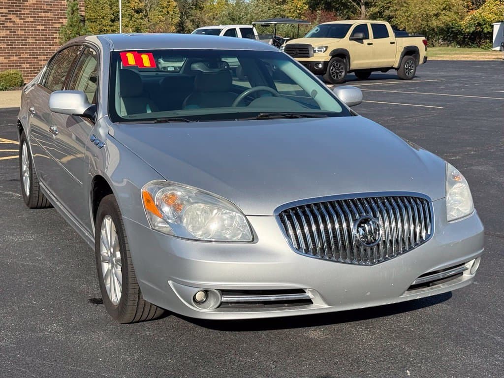 2011 Buick Lucerne CXL - Image 3