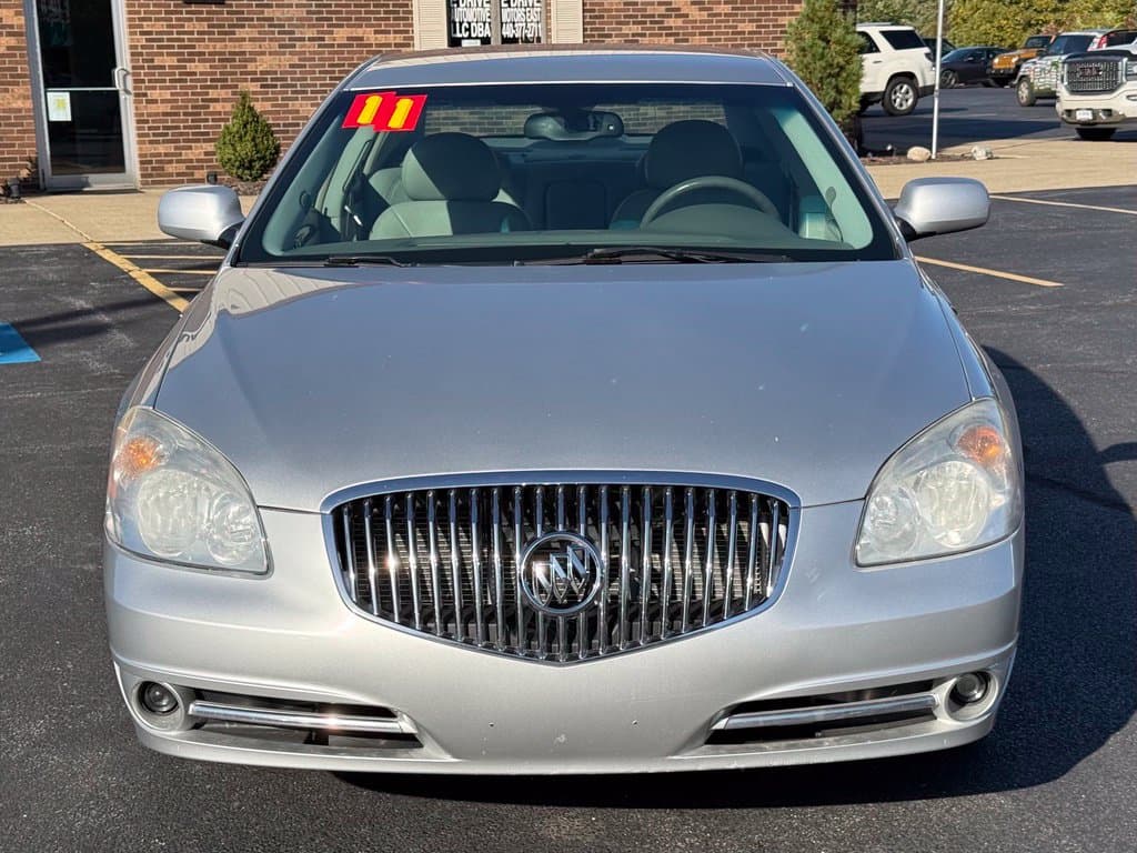 2011 Buick Lucerne CXL - Image 2