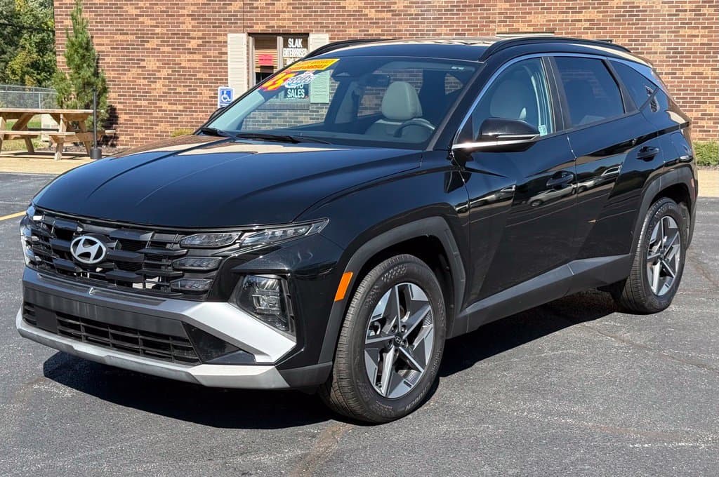 Photo 1 of 2025 Hyundai TUCSON SEL Convenience