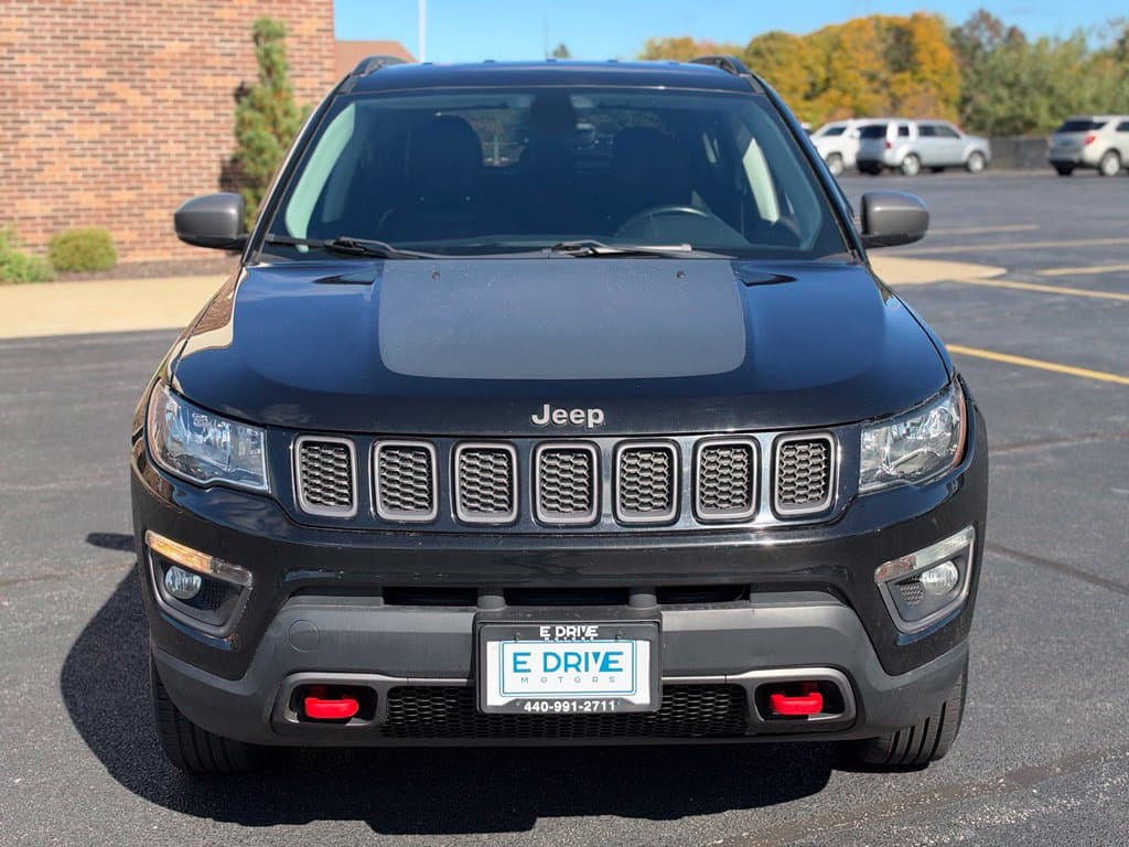 2018 Jeep Compass Trailhawk - Image 2