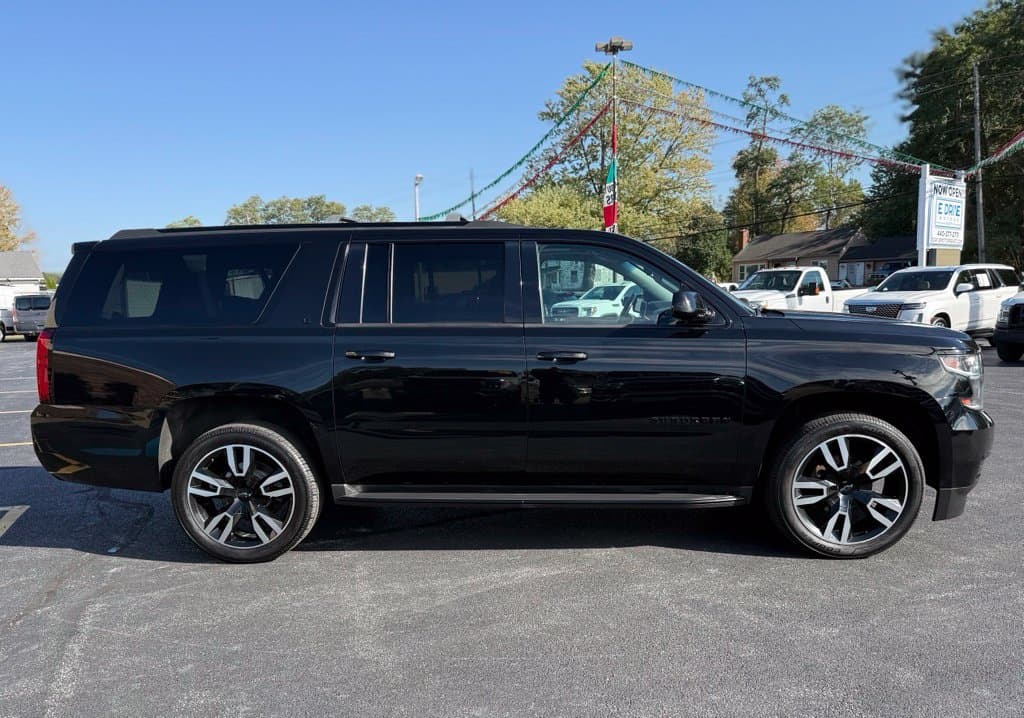 Photo 5 of 2018 Chevrolet Suburban LT