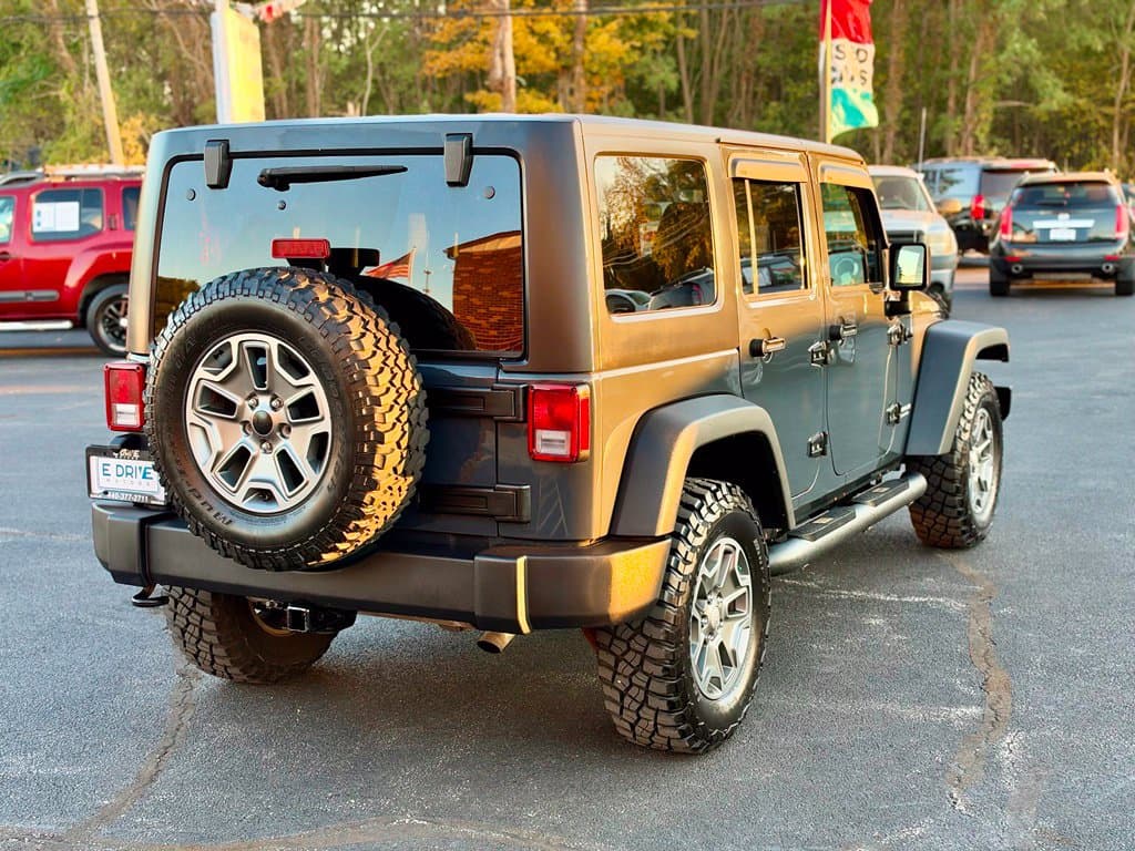 Photo 5 of 2017 Jeep Wrangler Unlimited Rubicon