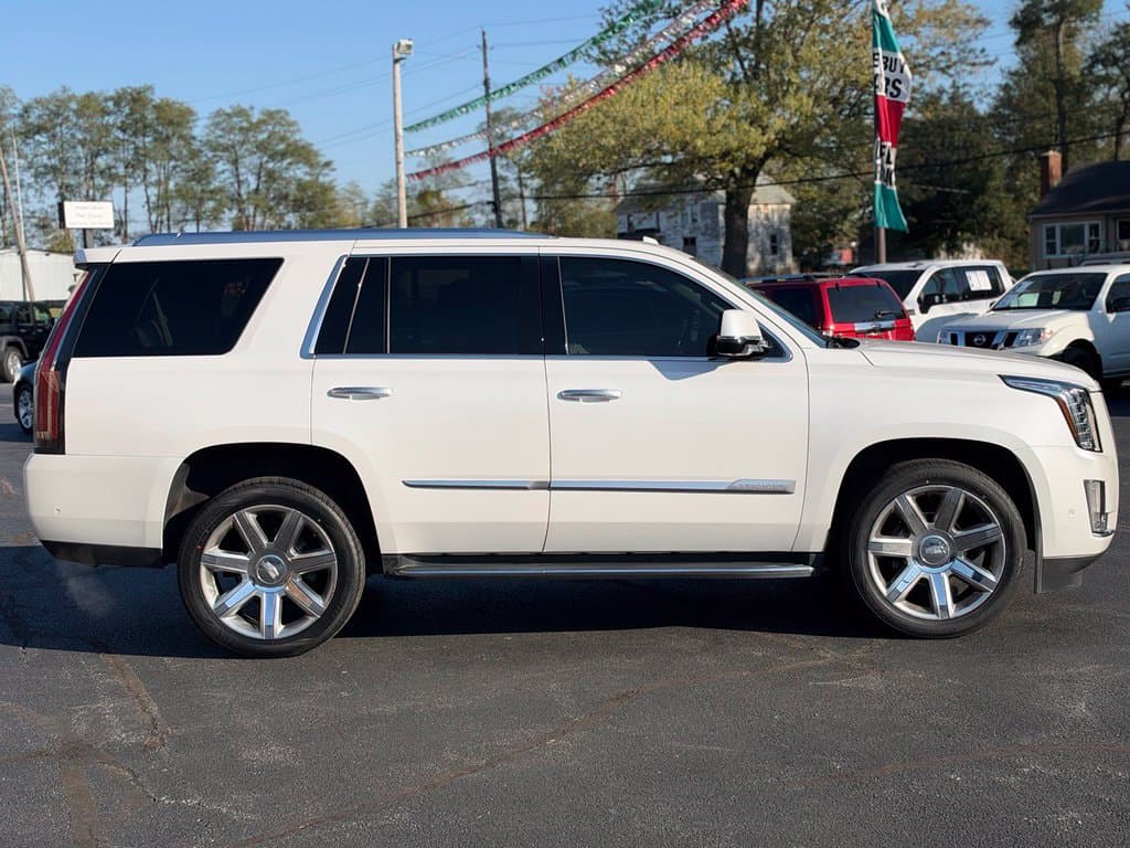 Photo 5 of 2019 Cadillac Escalade Luxury
